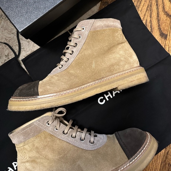 100% authentic Chanel Interlocking CC Logo Lace Up Suede Boots Booties - Picture 5 of 15